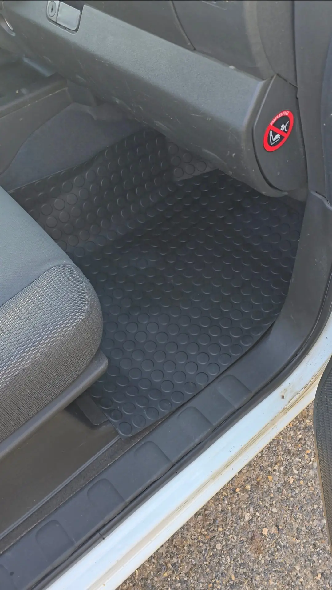 Siège passager du Nissan Navara après nettoyage